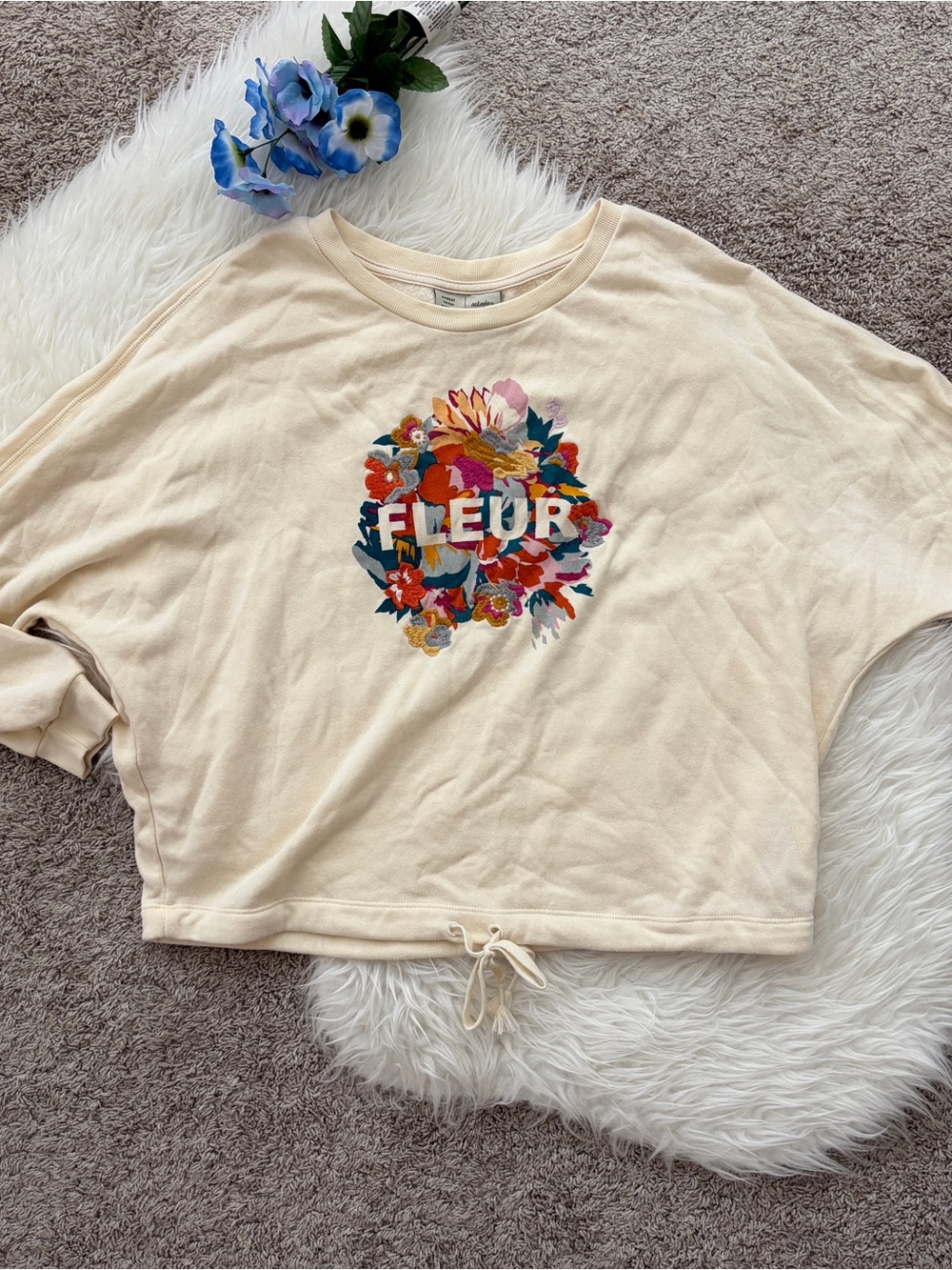 Anthropologie Saturday Sunday Cream Fleur Embroidered Drawstring Sweatshirt Sz M